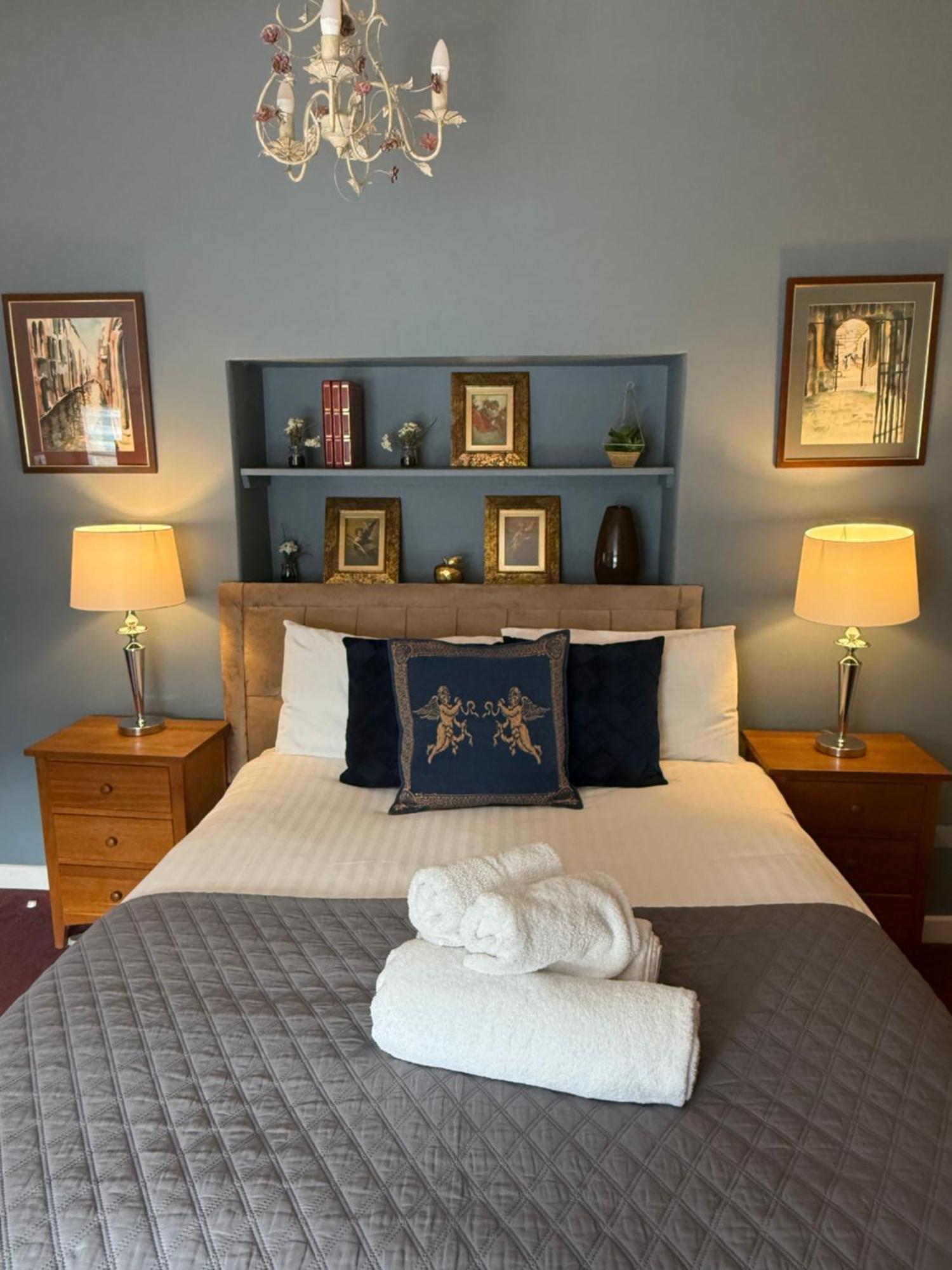 Hotel Broadlands (Adults Only) à Bourton-on-the-Water Extérieur photo